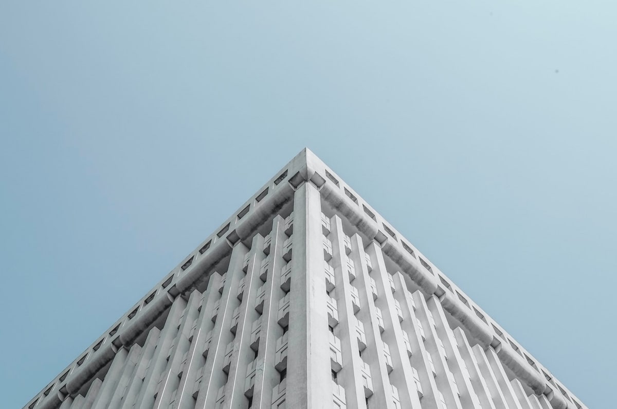 海星体育-董路评U22国足:中国人短时期内踢不了复杂的足球,转换太慢